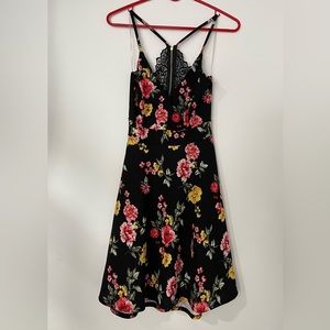 O’Delilah black flowered size small dress excellent condition lace back